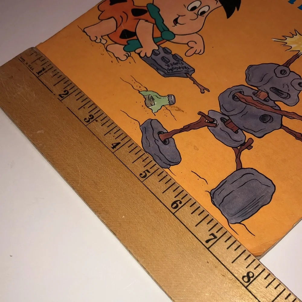Flinestones Cartoon Series Books 1980s The Flinestone Kids Buried Treasure VTG